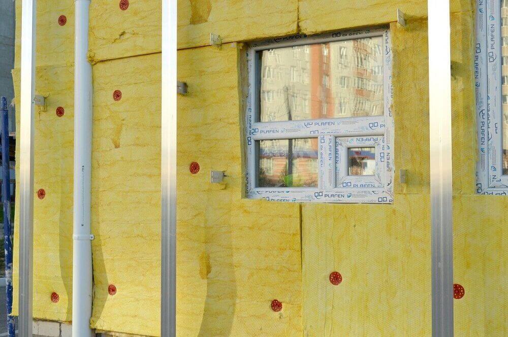 MAKE A DIFFERENCE IN YOUR HOME WITH INSULATION