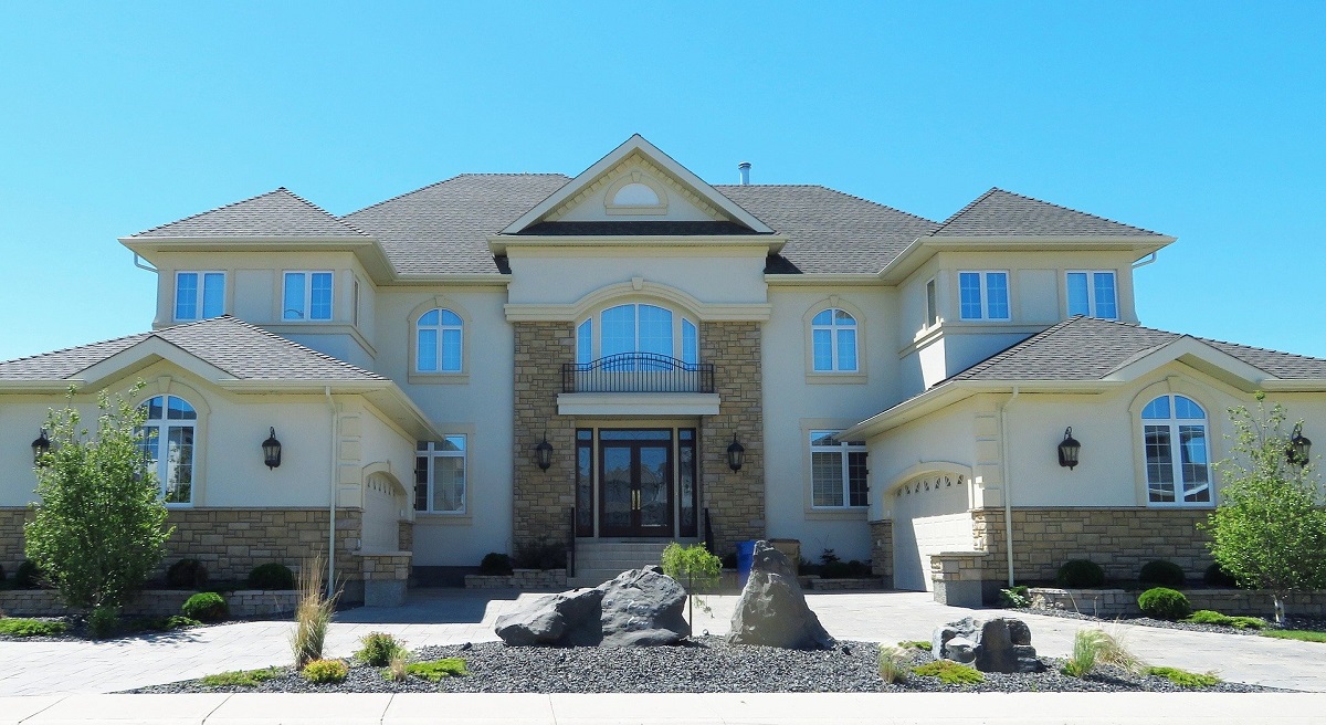 Where To Find The Best Luxury Homes?