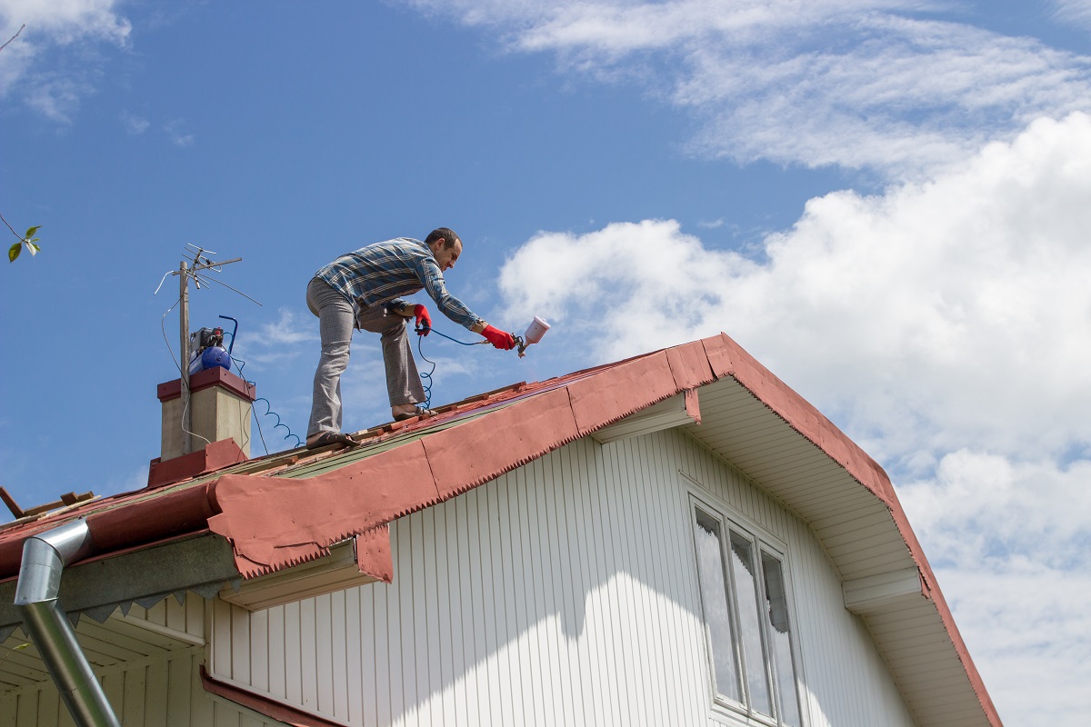 5 Things To Consider Before Painting Your Roof