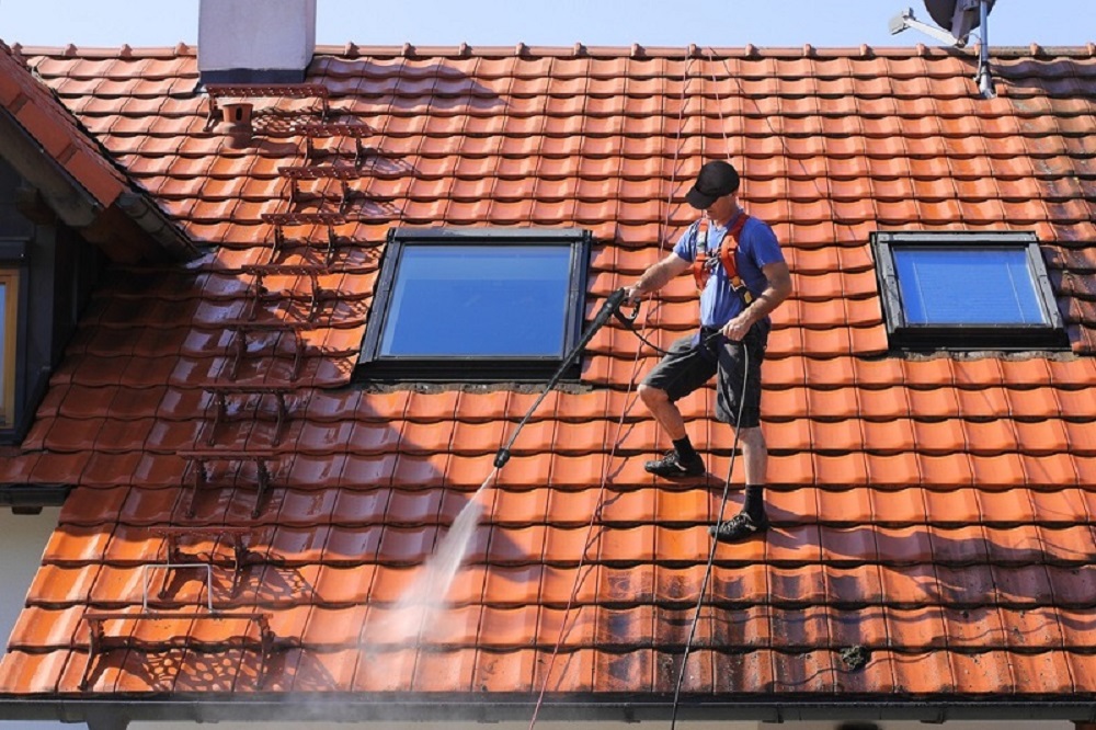 Important Justifications For Using Pressure Washing For Roof Upkeep