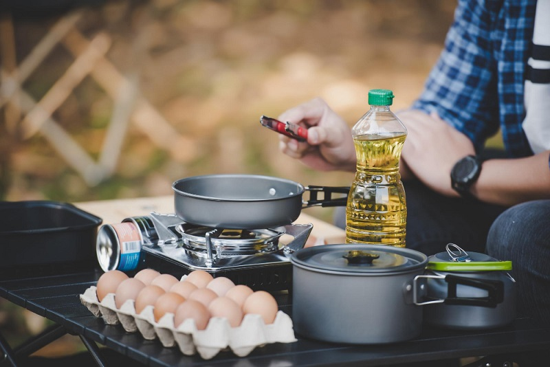 Camping Cooking Essentials: Essential Tools and Recipes for Fantastic Outdoor Meals