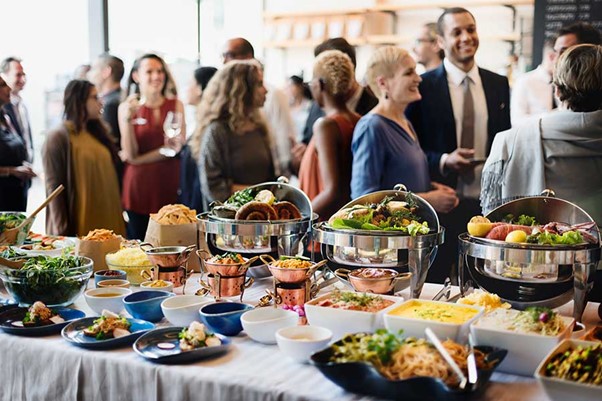 Tips to Choose the Right Menu for Your Corporate Party Catering Needs