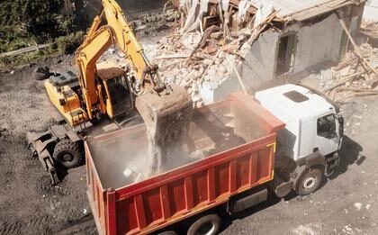 A Guide to Choosing the Best House Demolition Company