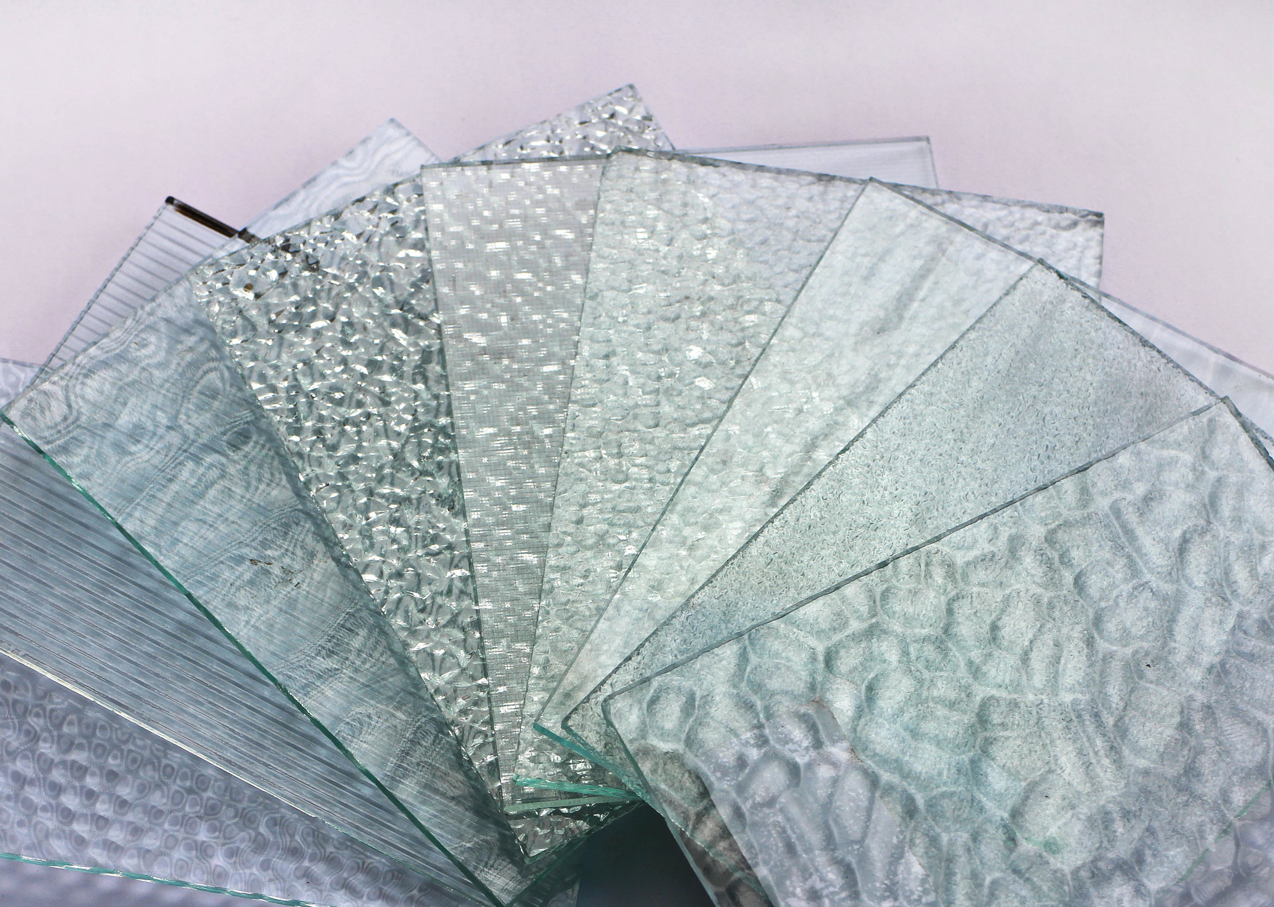 Why Textured Glass is the Perfect Choice for a Unique Home Aesthetic