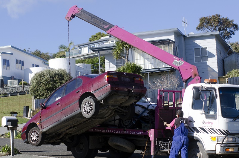 Decoding the Right Time for Old Car Removal: A Comprehensive Guide
