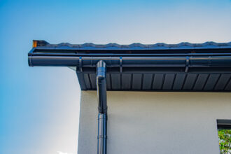 A Beginner’s Guide to Selecting Colorbond Guttering for Your Home