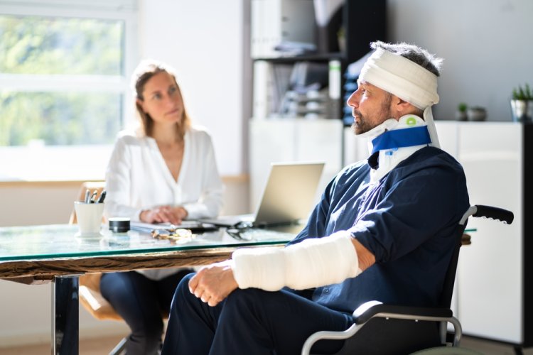 From the First Meeting to the Triumph: A Comprehensive Guide to the Journey with a Personal Injury Compensation Lawyers