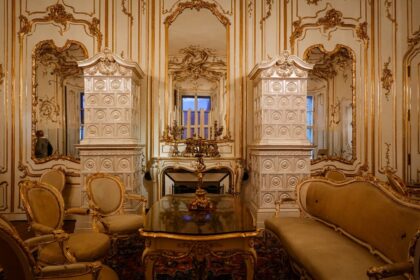 A Complete Guide to Bespoke Gilding Services for Homes and Commercial Properties